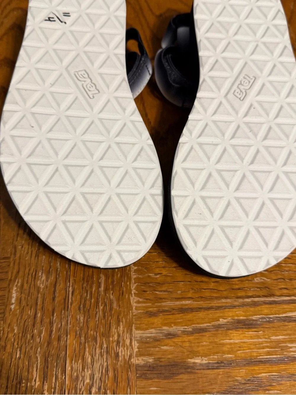 Teva Women's Original Universal Gradiate in Black White Sz 7 1134372